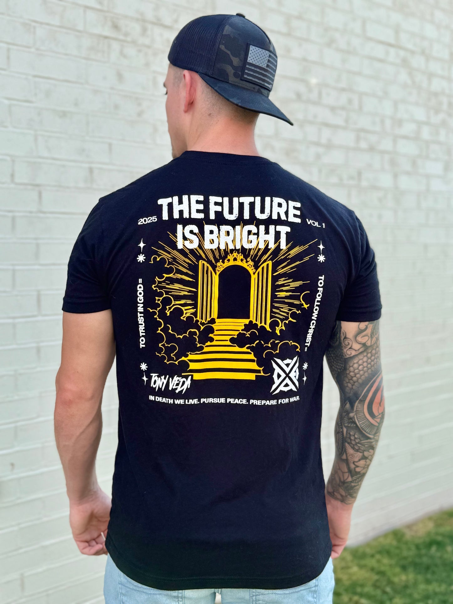 THE FUTURE IS BRIGHT | Vol. 1 T-Shirt BLK